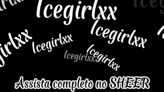 Safada Icegirlxx dando a buceta para seu vizinho dotado