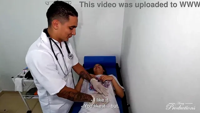 Consulta médica acaba em anal gostoso