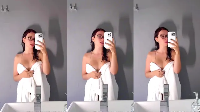 Professora de inglês famosa pelada