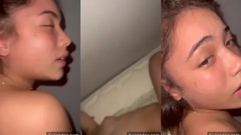 Novinha devota da funkeira suplica rola pelada com riso safado