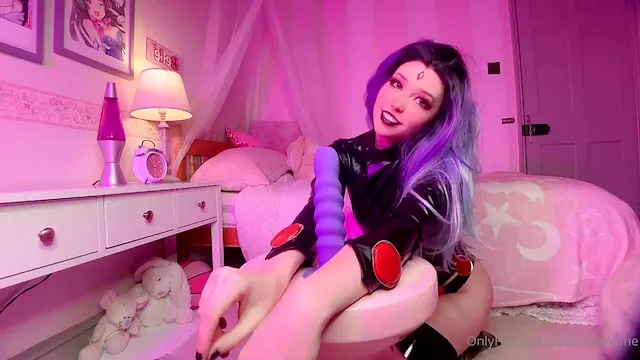 Novinha Belle Delphine quicando louca no dildo gigante