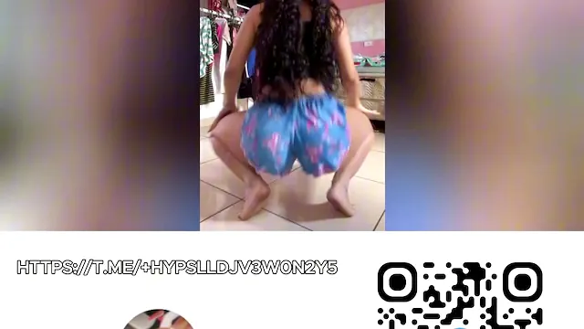 Petite Morena Dances Funk on Thick Cock