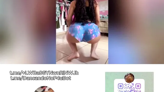 Dançarina viciada em funk rebolando no pau após o Baile - SexFunk