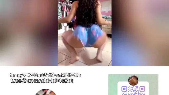 Curvy Funk Dancer Rides Dick Panties to the Side