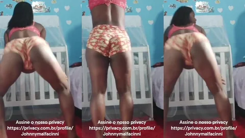 Thick Black Girl Shakes Her Curvy Ass in Short Shorts