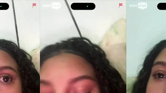 BAIXA RENDA MOSTROU O PIERCING NO PEITO NO OMEGLE @livesvazoubot