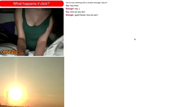 Gostosa peituda mostrou o corpo pra um estranho