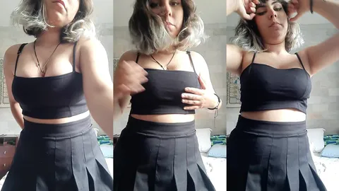 Young slut showing off her huge tits