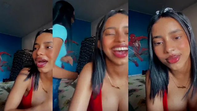 Morena peituda com sua amiga conversando com chat