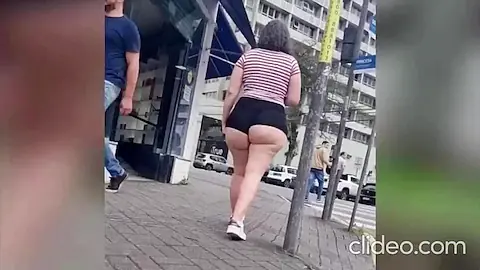 Horny Wife Wants Big Cock in Her Ass