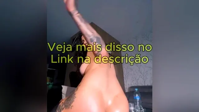 Dançarina gringa com alma br dançando no pau no ritmo do funk estrangeiro - SexFunk