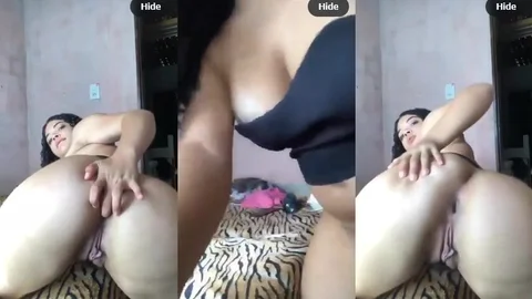 Baixinha branquinha rabuda rebolando gostoso sem roupa