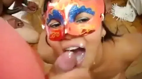 GOZANDO MUITO NA VADIA CASADA