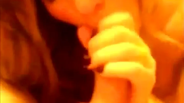 NAMORADINHA LAMBENDO PICA DO NAMORADO