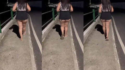 CASADA VAGABUNDA - SE EXIBINDO NA ORLA SEM CALCINHA E COM UMA MINI SAIA ATRÁS DE COMEDOR