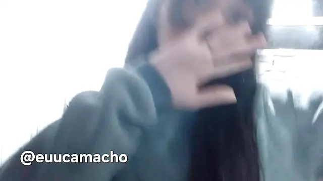 Novinha caiu na net mandando nude
