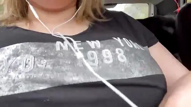 Esposa de Corno Peituda Gostosa 2