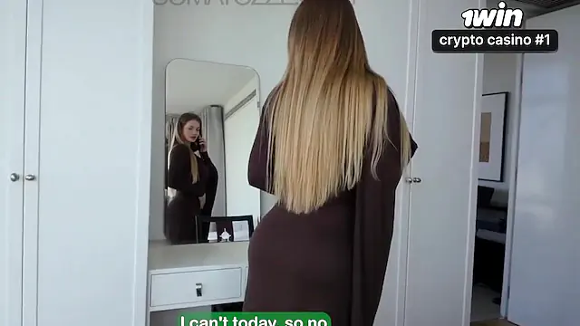 Esposa infiel rabuda dando pro entregador enquanto o marido trabalha