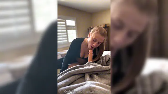 Horny Blonde Masturbates Her Pink Pussy on OnlyFans