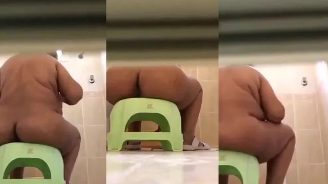 Flagra da Tia no Banho