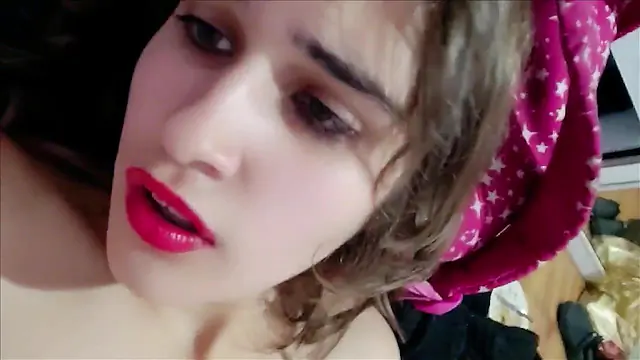 Magrinha em live se acabando na siririca