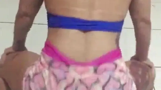 Horny Housewife Twerking Her Big Ass on Camera