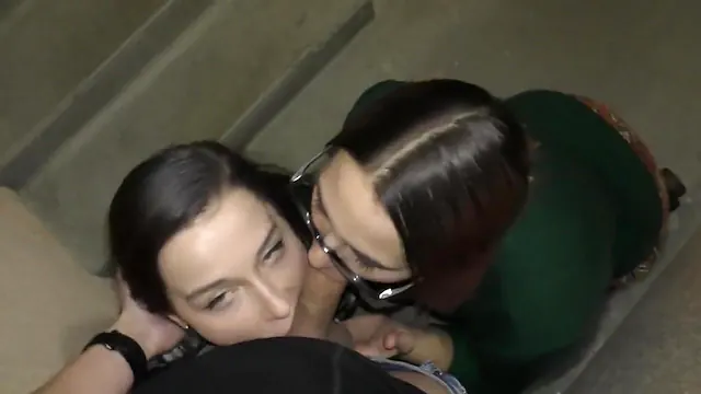 Threesome Blowjob