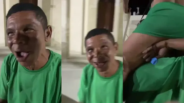 Esfregando o Bucetão na cara no veio