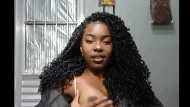 PRETA GOSTOSA OMEGLE