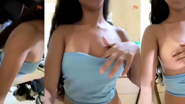 Novinha putinha gostosa se exibindo delícia mostrou tudo