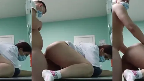 Enfermeira chupando e metendo no hospital com paciente
