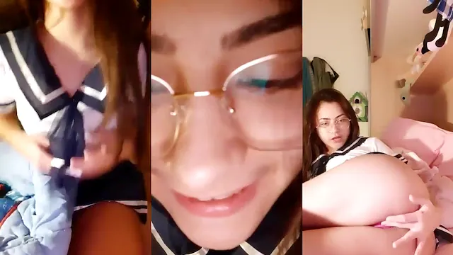 Putinha fazendo live nua no Facecast