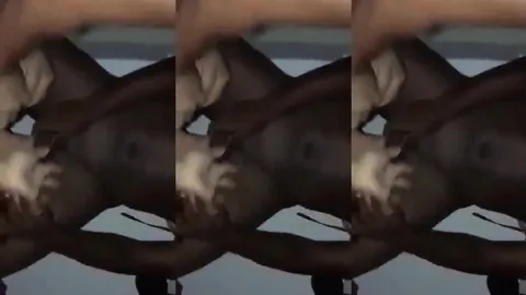 Galera comendo a namorada do funcionário