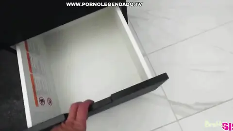 Porno Legendado – Me deixe chupar seu pau, irmão