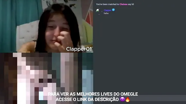 ELE PEDIU PRA ELA MOSTRAR A BUCETINHA ROSA NA CHAMADA E ELA OBEDECEU