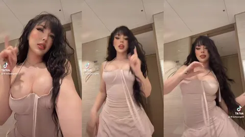 Vazou peitinho da Bella Angel