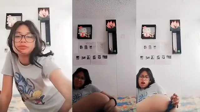Branquinha ninfeta metendo no cuzinho