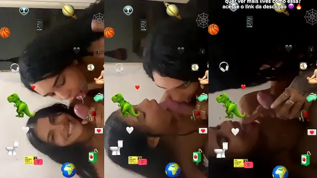 (LIVE) NOVINHAS CHUPANDO A ROLA JUNTAS ATÉ SAIR LEITINHO